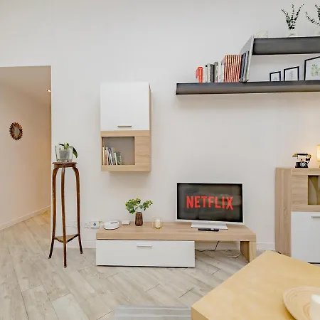 Apartment Turrohouse-Duomo 12 Minutes Away Milan