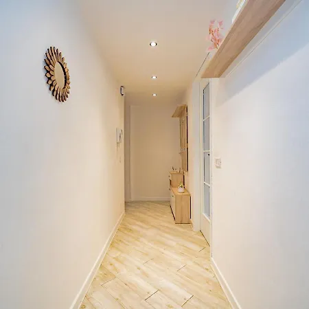 Turrohouse-duomo 12 Minutes Away Appartement